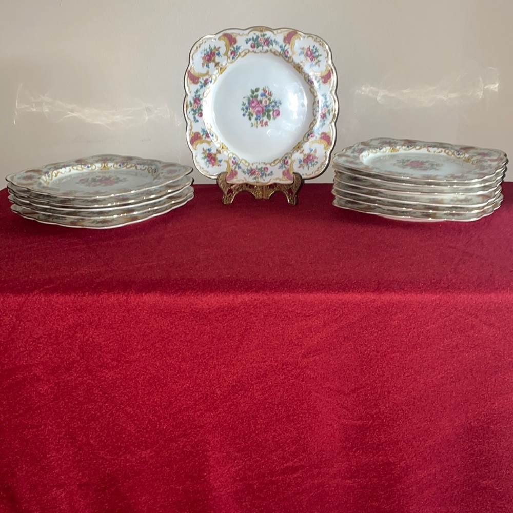 Royal Bayreuth~ Plates ~ Quantity of 12